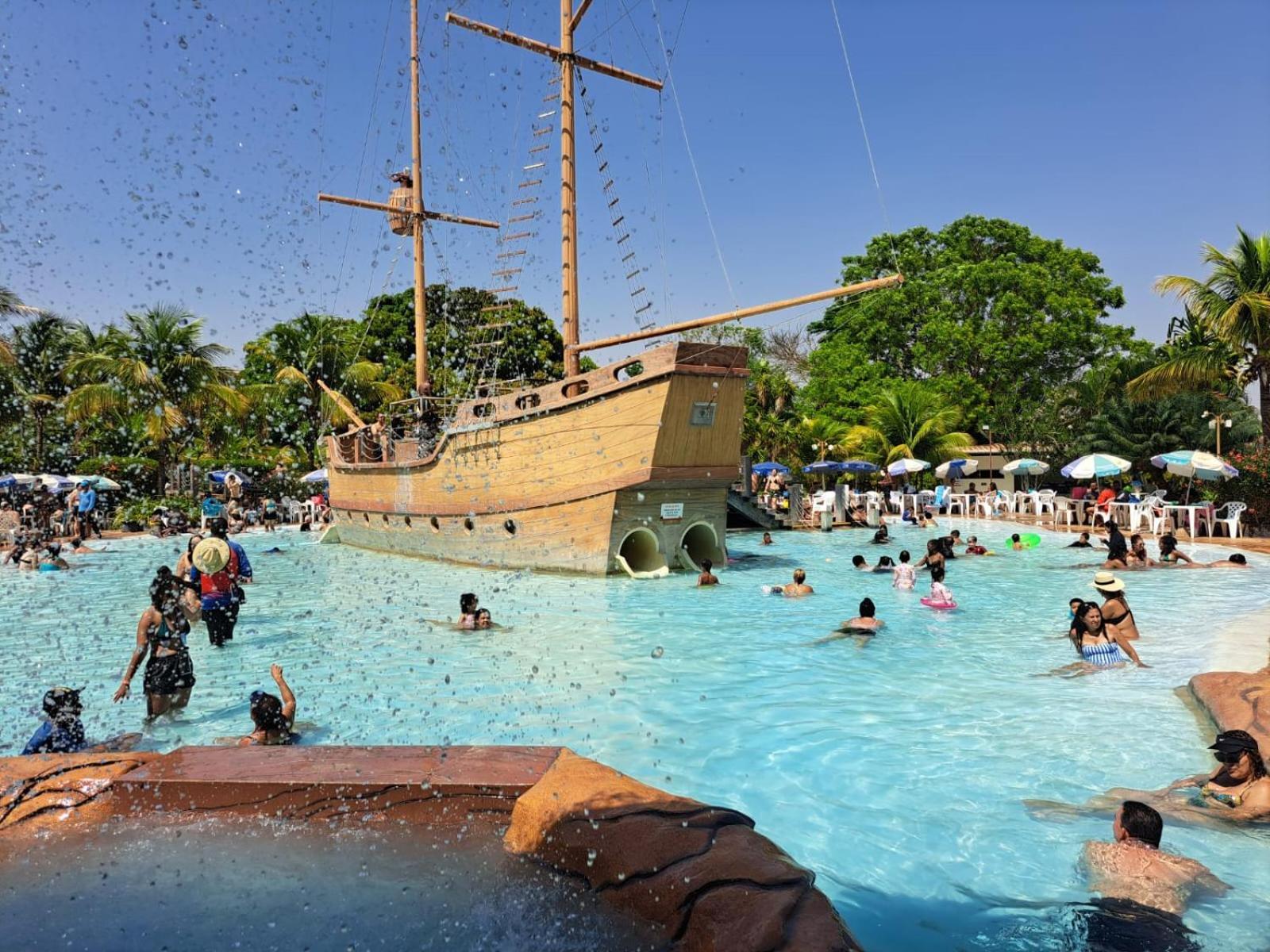 Piazza Diroma Hotel - Acqua Park E Splash Калдас-Новас Экстерьер фото